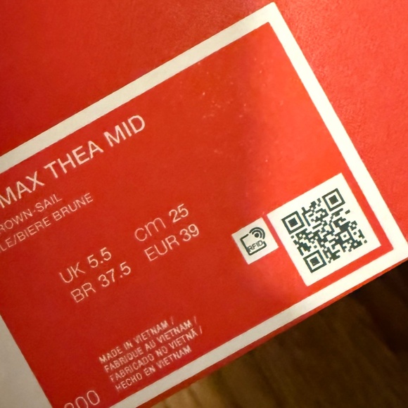 Nike Air Max Thea NEW Size 8 - Picture 3 of 3